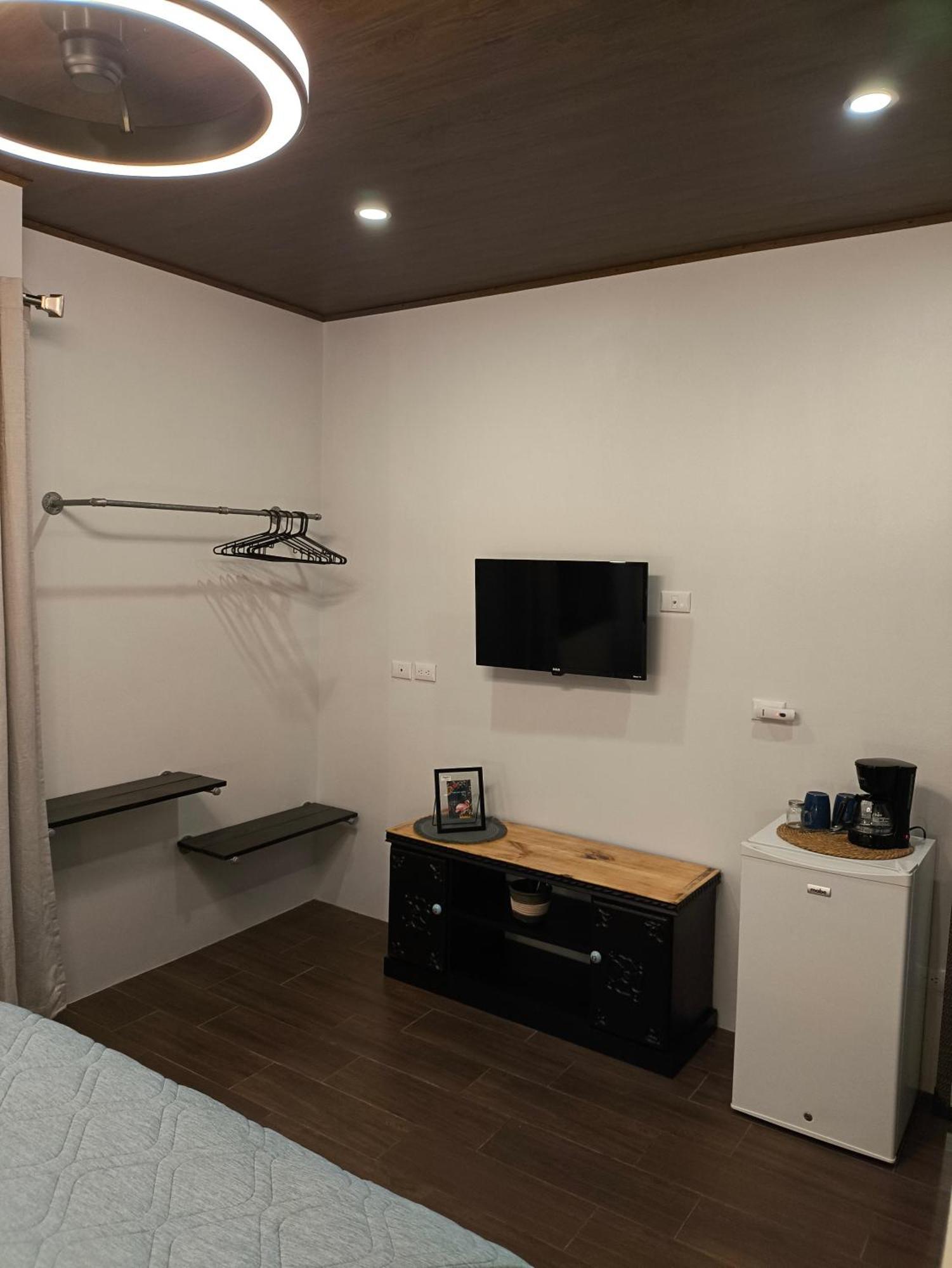 Madre Terra Bed & Breakfast Увита Екстериор снимка
