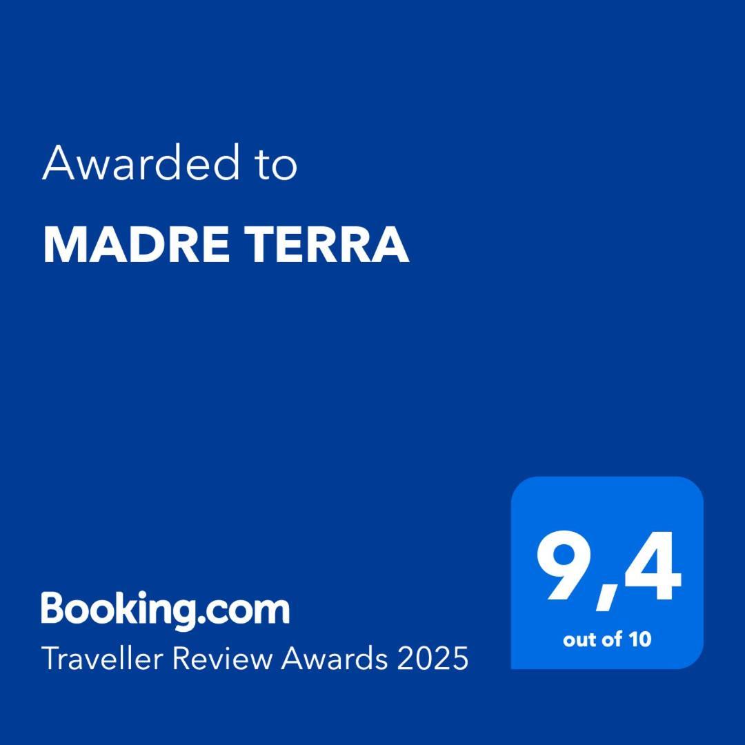 Madre Terra Bed & Breakfast Увита Екстериор снимка